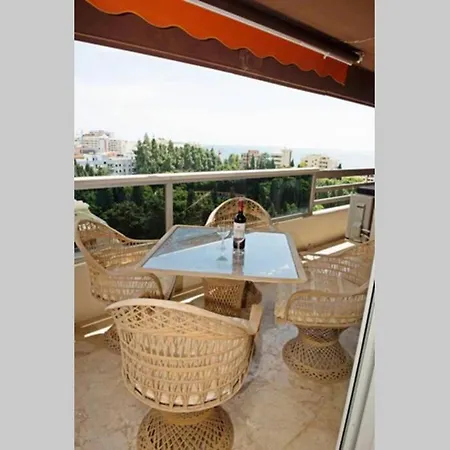 Lägenhet Penthouse With Private Pool, Hot Tub Jacuzzi With Sea Views And Chill-out Zone, Close To The Sea Marbella