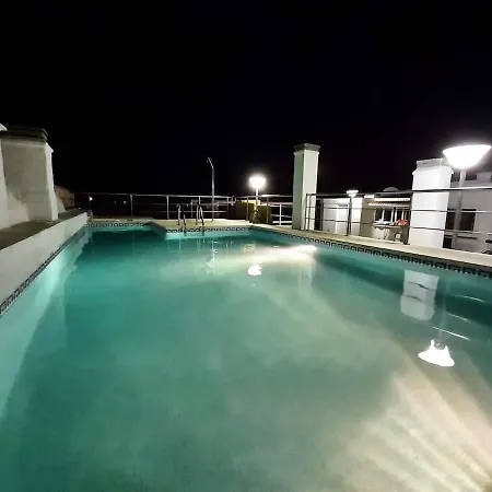 Lägenhet Penthouse With Private Pool, Hot Tub Jacuzzi With Sea Views And Chill-out Zone, Close To The Sea Marbella