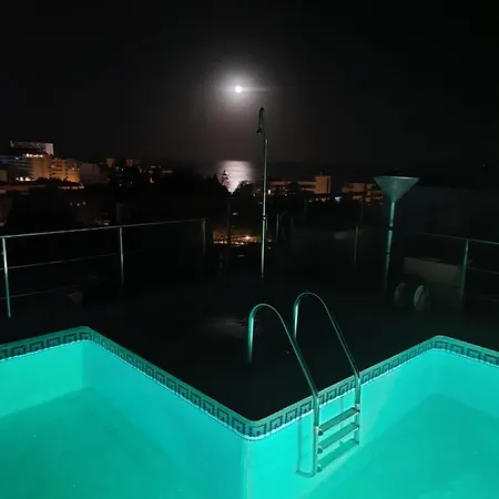 Penthouse With Private Pool, Hot Tub Jacuzzi With Sea Views And Chill-out Zone, Close To The Sea Lägenhet *