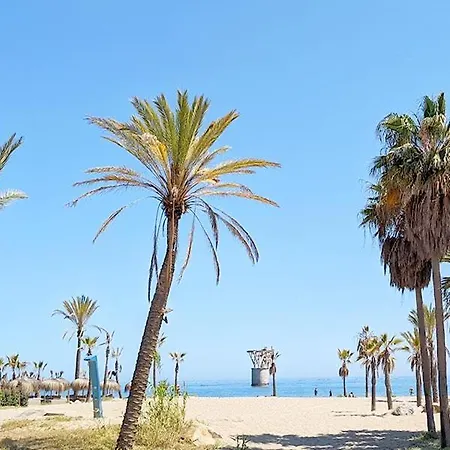 Apartment Penthouse With Private Pool, Hot Tub Jacuzzi With Sea Views And Chill-out Zone, Close To The Sea Marbella
