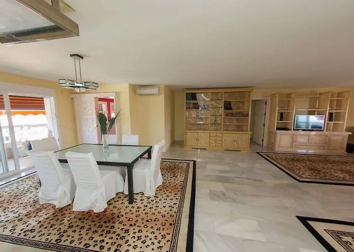 Penthouse With Private Pool, Hot Tub Jacuzzi With Sea Views And Chill-out Zone, Close To The Sea Apartment