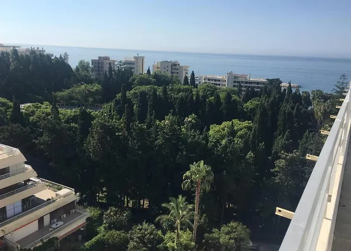 Penthouse With Private Pool, Hot Tub Jacuzzi With Sea Views And Chill-out Zone, Close To The Sea Apartment *