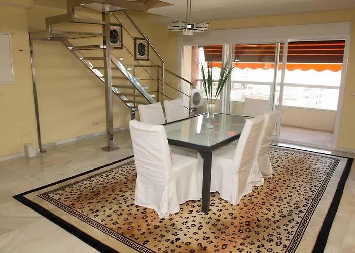 Penthouse With Private Pool, Hot Tub Jacuzzi With Sea Views And Chill-out Zone, Close To The Sea * Marbella