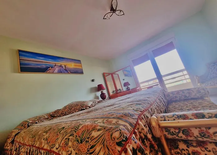 Penthouse With Private Pool, Hot Tub Jacuzzi With Sea Views And Chill-out Zone, Close To The Sea