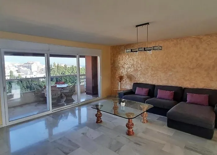 Apartment Penthouse With Private Pool, Hot Tub Jacuzzi With Sea Views And Chill-out Zone, Close To The Sea Marbella