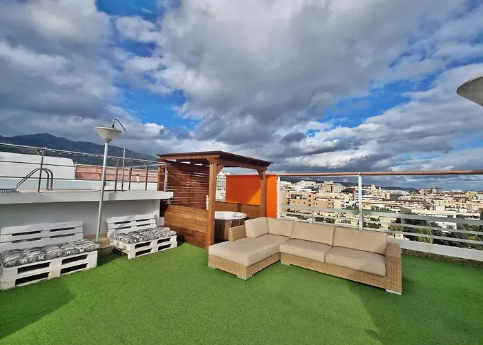 Penthouse With Private Pool, Hot Tub Jacuzzi With Sea Views And Chill-out Zone, Close To The Sea * Marbella