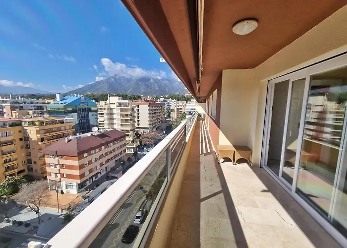 Penthouse With Private Pool, Hot Tub Jacuzzi With Sea Views And Chill-out Zone, Close To The Sea