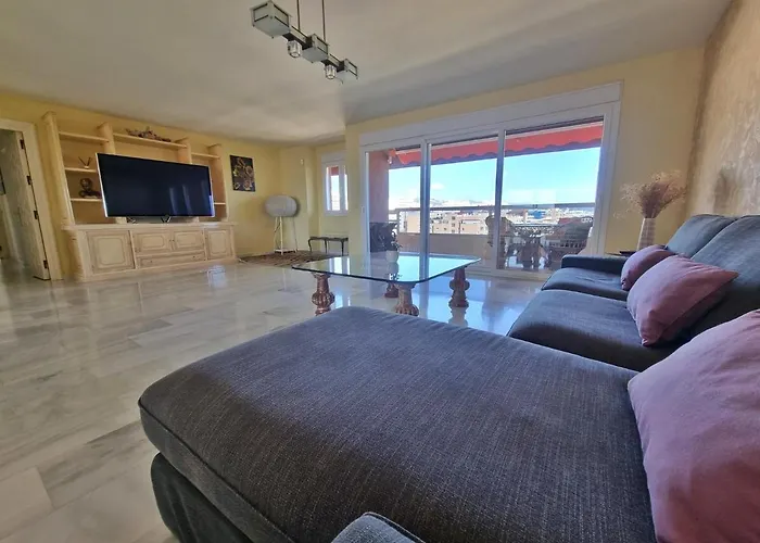 Penthouse With Private Pool, Hot Tub Jacuzzi With Sea Views And Chill-out Zone, Close To The Sea