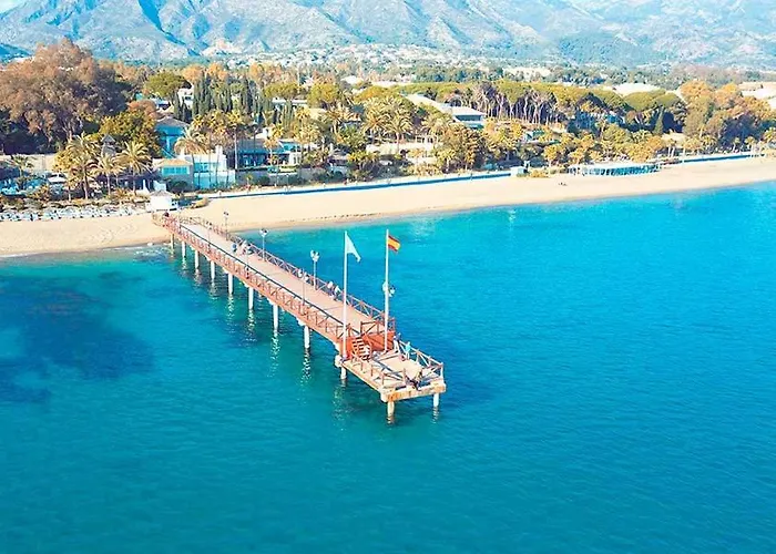 Penthouse With Private Pool, Hot Tub Jacuzzi With Sea Views And Chill-out Zone, Close To The Sea *