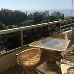 아파트 Penthouse With Private Pool, Hot Tub Jacuzzi With Sea Views And Chill-out Zone, Close To The Sea 마르베야