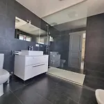 Penthouse With Private Pool, Hot Tub Jacuzzi With Sea Views And Chill-out Zone, Close To The Sea